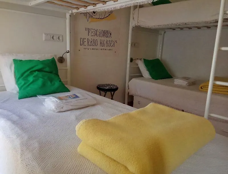 Racing Mackerel Hostel Lagos 0*,  Portogallo