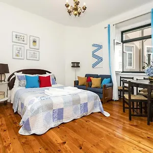 Retro M2 R4 - Lovely Double With Shared Bathroom Affittacamere Lisbona